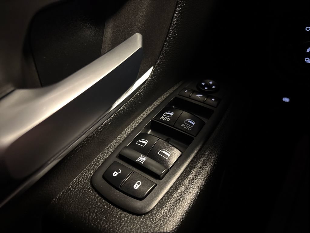 Used 2019 RAM 1500 Big Horn AWD/4WD image 38