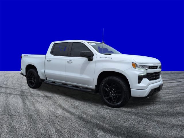 Used 2023 Chevrolet Silverado 1500 RST AWD/4WD image 2
