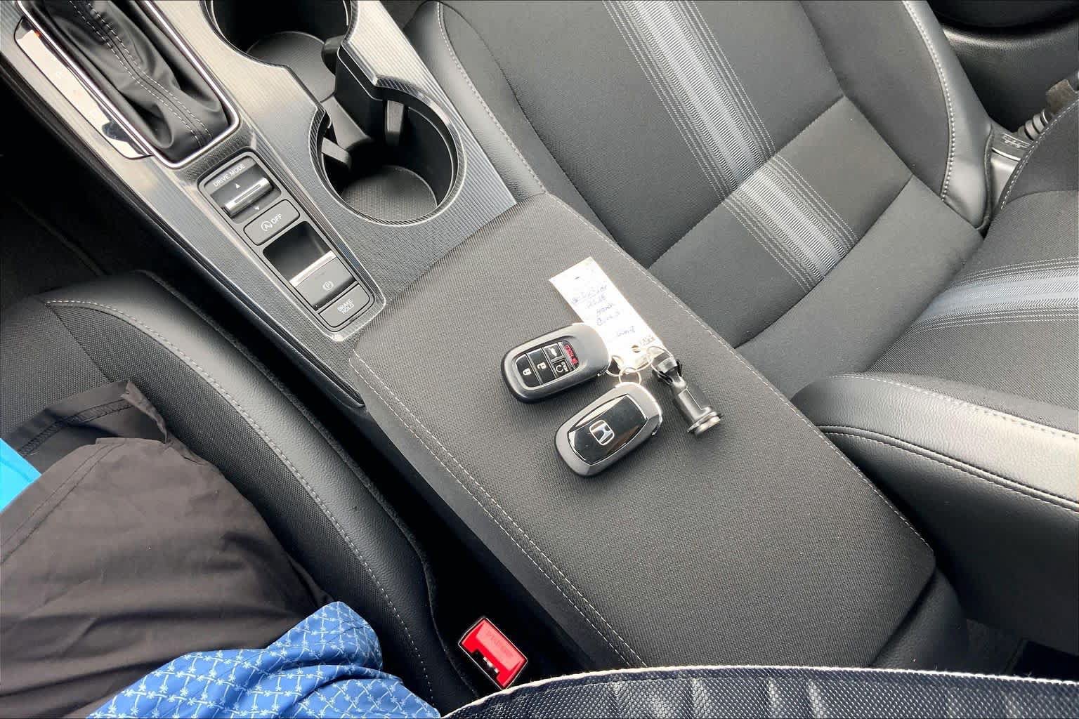Used 2025 Honda Civic Sport image 15