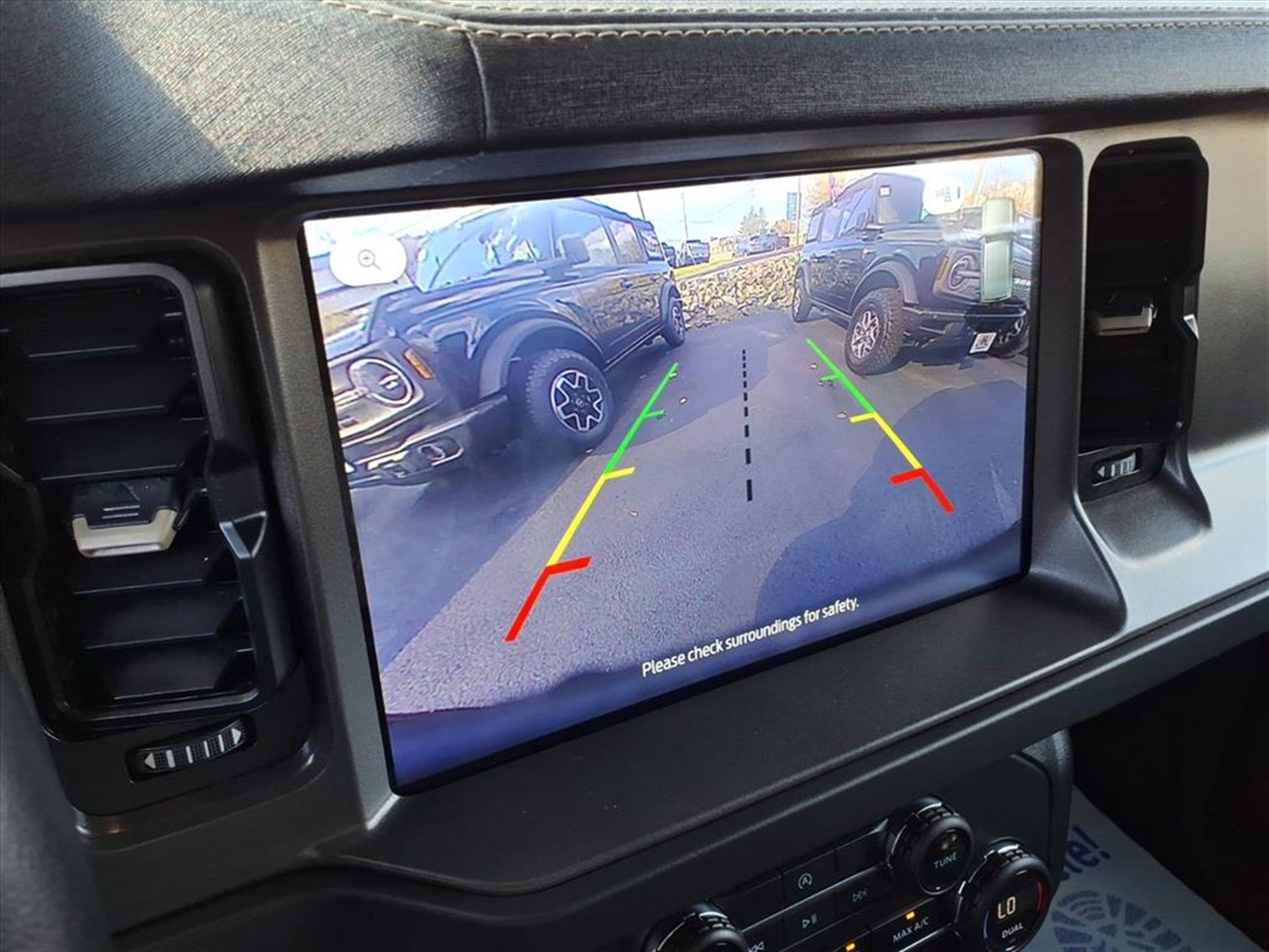 Certified 2025 Ford Bronco Badlands AWD/4WD image 22