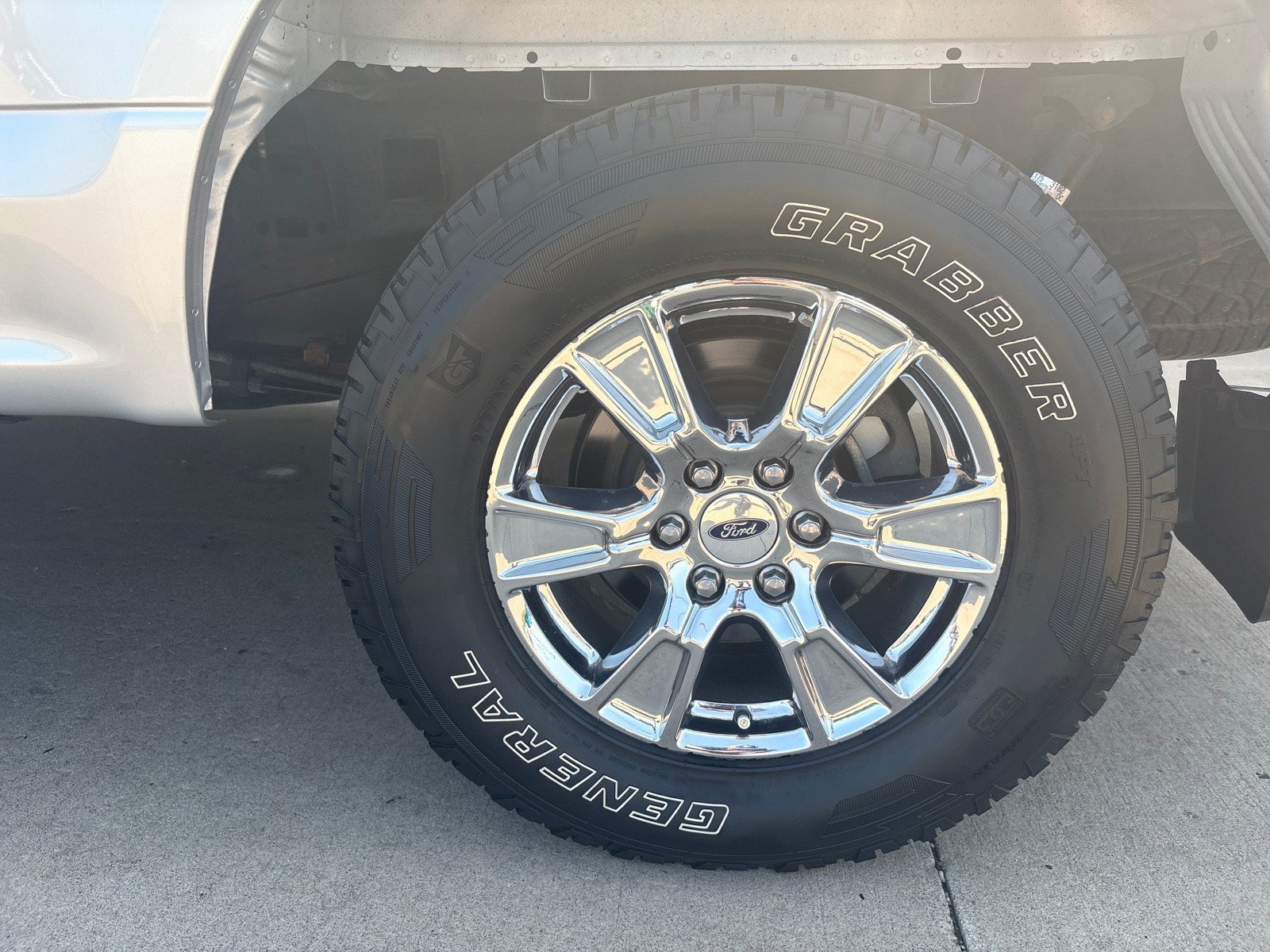 Certified 2017 Ford F150 XLT w/ Equipment Group 302A Luxury AWD/4WD image 12
