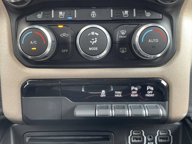 Used 2019 RAM 1500 Laramie AWD/4WD image 22