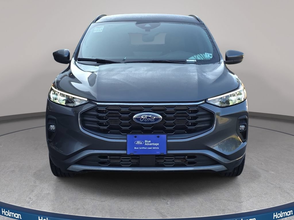 Certified 2023 Ford Escape ST-Line Select w/ Tech Pack #1 AWD/4WD image 2