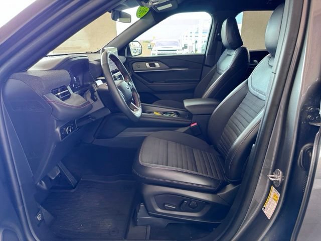 Certified 2025 Ford Explorer ST-Line RWD image 9