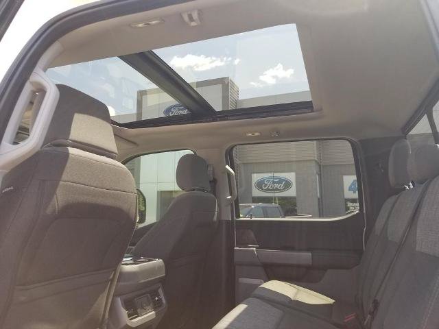 Certified 2023 Ford F250 XLT w/ XLT Premium Package AWD/4WD image 16