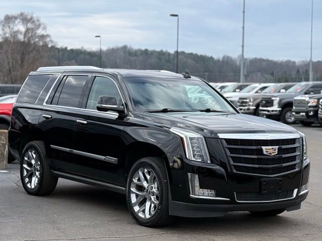 Used 2019 Cadillac Escalade Premium Luxury image 11