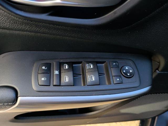 Used 2021 Jeep Cherokee Latitude Lux image 15