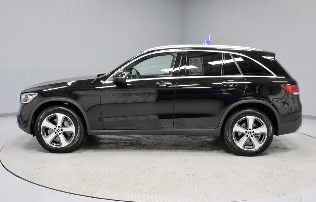 Used 2022 Mercedes-Benz GLC 300 4MATIC image 2