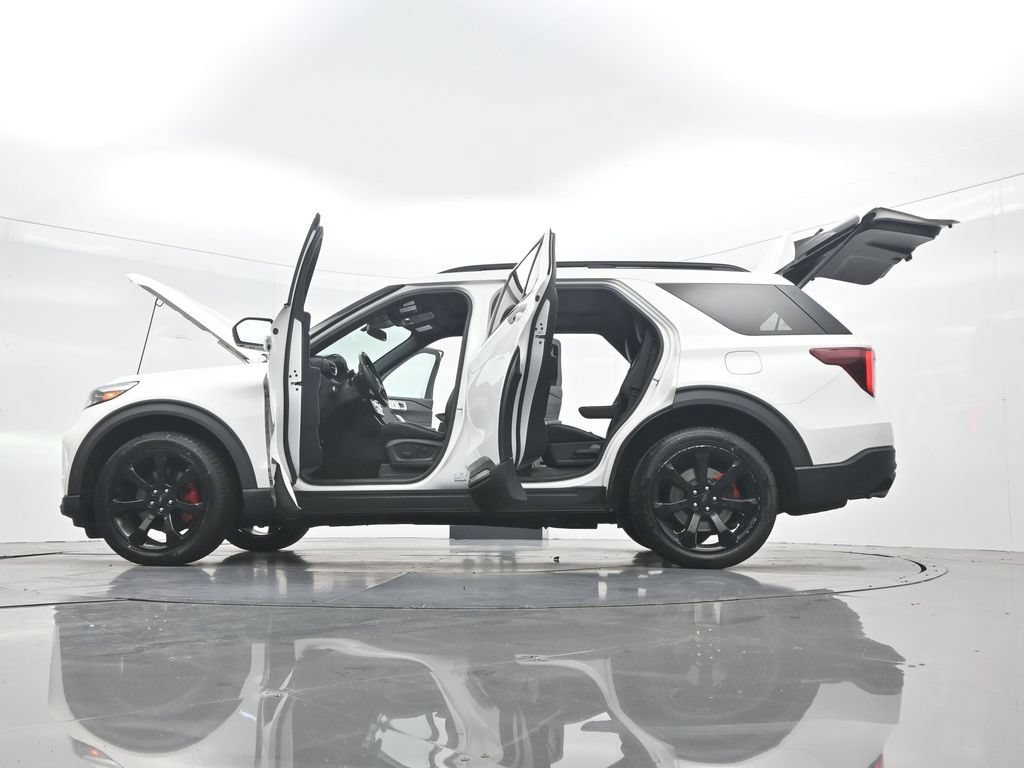 Certified 2023 Ford Explorer ST w/ Equipment Group 401A AWD/4WD image 46