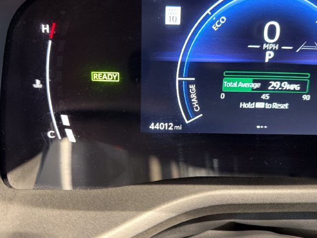 Used 2025 Toyota Camry LE FWD image 25