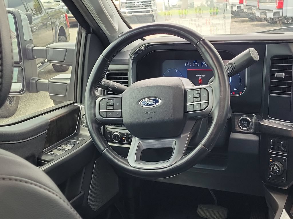 Certified 2023 Ford F350 Lariat w/ Tremor Off-Road Package AWD/4WD image 14