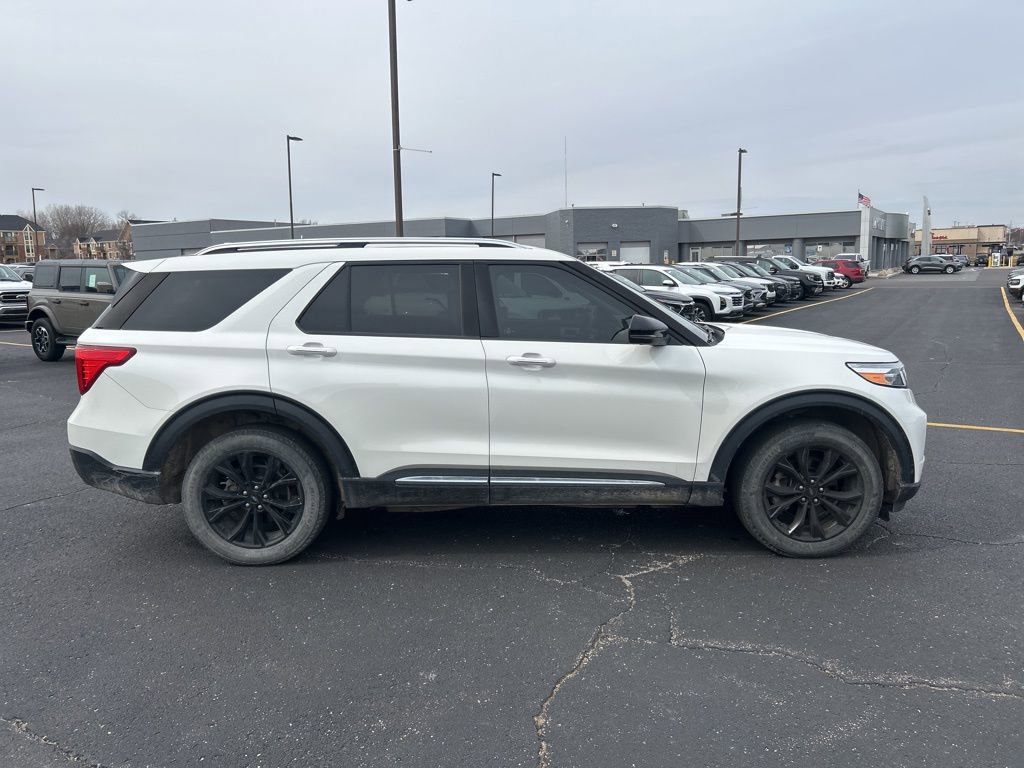 Certified 2022 Ford Explorer Limited image 4
