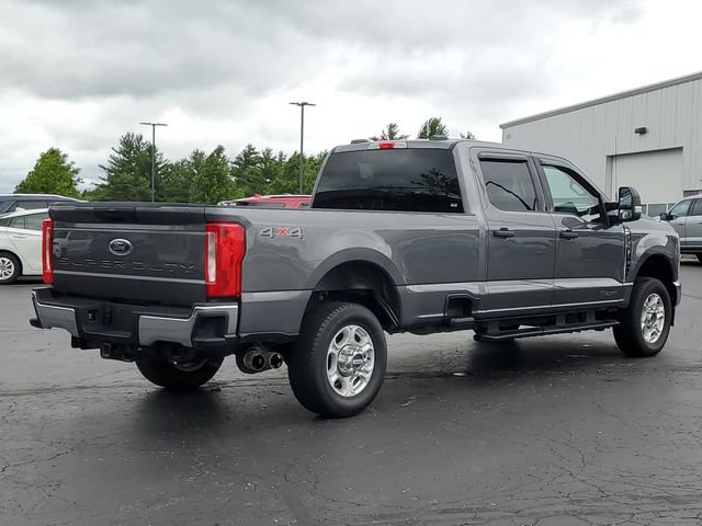Certified 2025 Ford F350 XLT AWD/4WD image 3