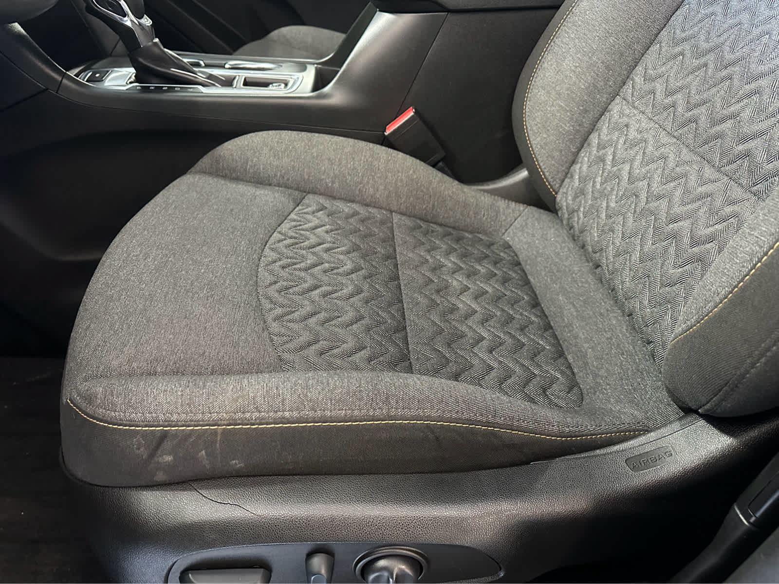 Used 2022 Chevrolet Equinox LT AWD/4WD image 16