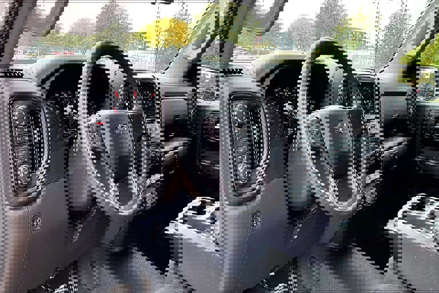 Used 2021 Chevrolet Silverado 1500 Custom Trail Boss image 18