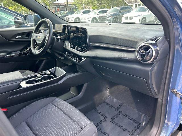Used 2026 Chevrolet Equinox LT FWD image 39