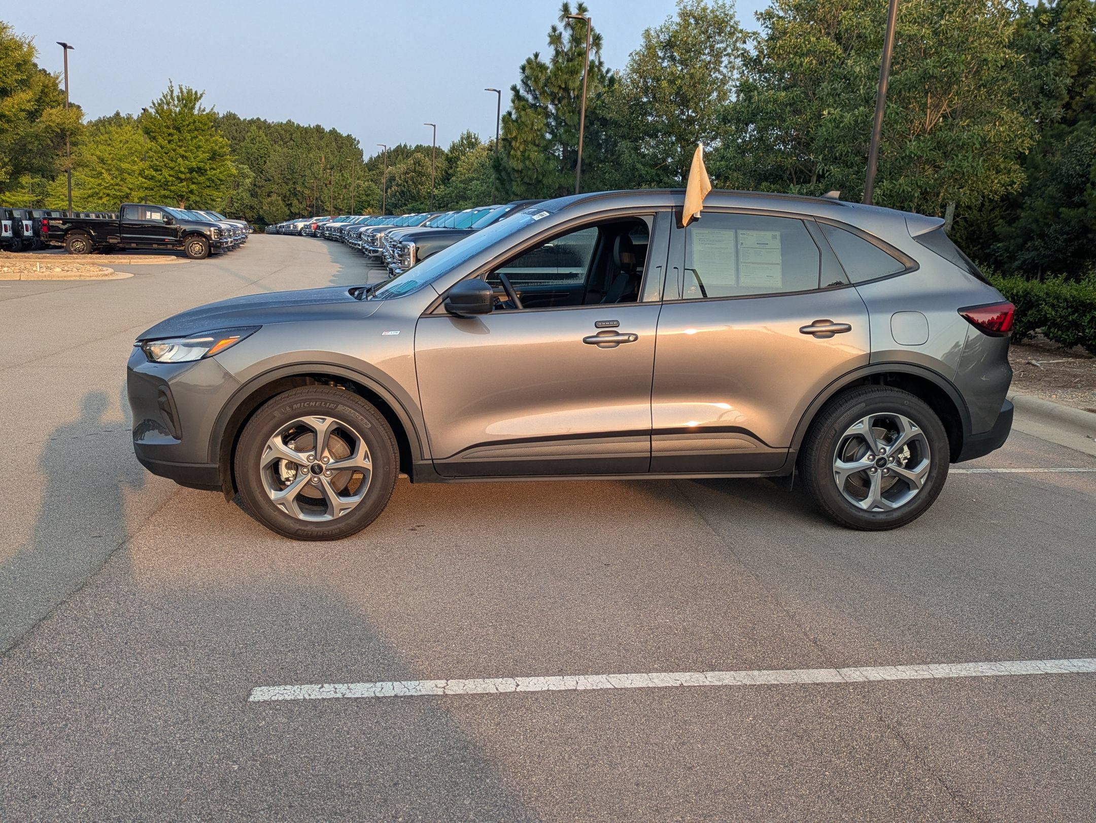Certified 2025 Ford Escape ST-Line w/ Tech Pack #1 AWD/4WD image 7
