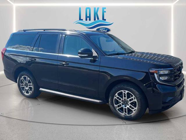 Certified 2025 Ford Expedition Active AWD/4WD image 12