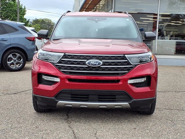 Certified 2023 Ford Explorer XLT w/ Equipment Group 202A AWD/4WD image 27
