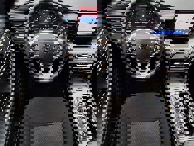 Certified 2023 Ford Explorer XLT image 8