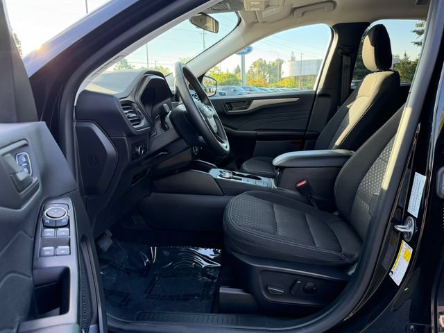 Certified 2024 Ford Escape Active AWD/4WD image 16