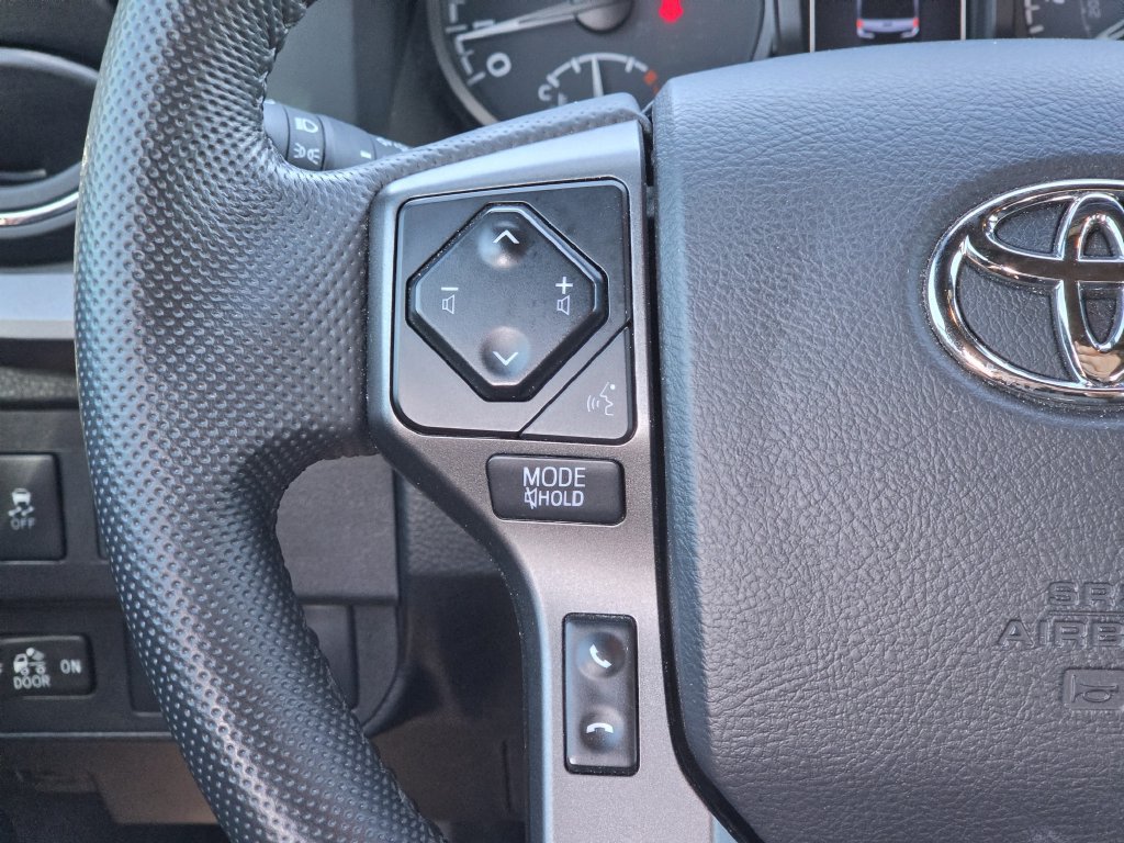 Used 2023 Toyota Tacoma TRD Off-Road w/ Technology Package AWD/4WD image 26