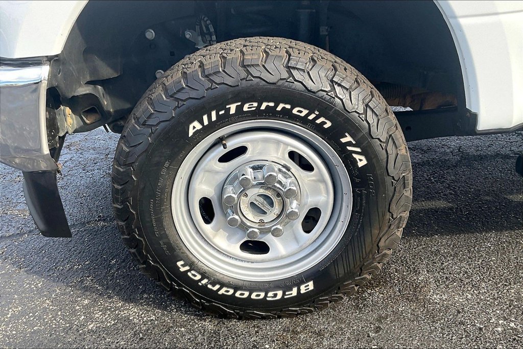 Certified 2022 Ford F250 XL w/ Power Equipment Group AWD/4WD image 8