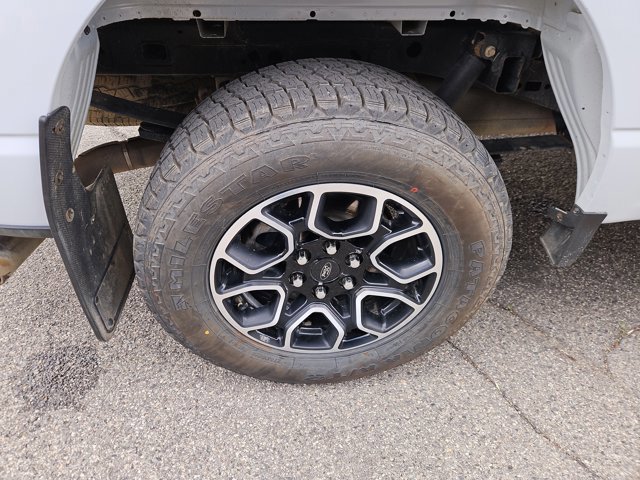 Certified 2022 Ford F150 XLT w/ Equipment Group 301A Mid AWD/4WD image 11