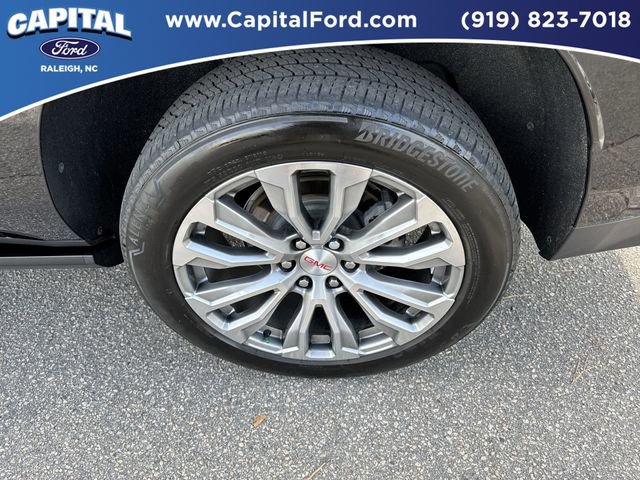 Used 2021 GMC Yukon XL Denali w/ Denali Premium Package image 13