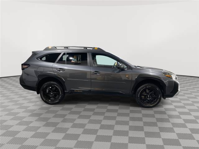 Used 2025 Subaru Outback Wilderness AWD/4WD image 6