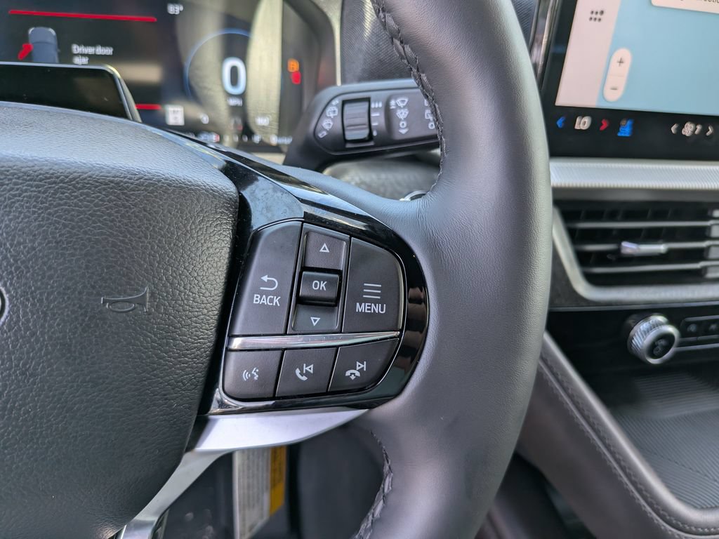 Certified 2026 Ford Explorer Platinum RWD image 31