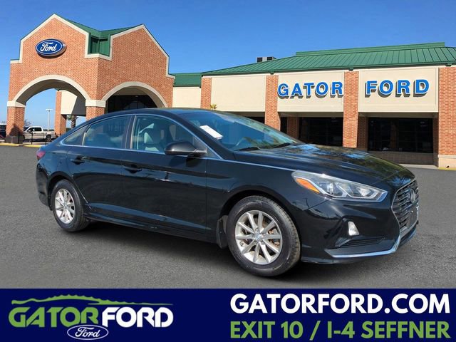 Used 2019 Hyundai Sonata SE w/ Winter Weather Package