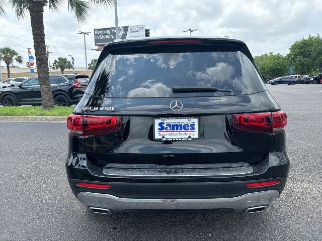 Used 2020 Mercedes-Benz GLB 250 image 4