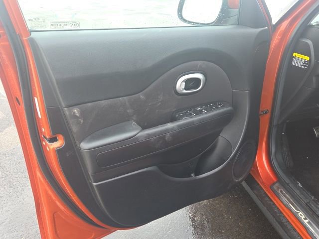 Used 2019 Kia Soul + image 20