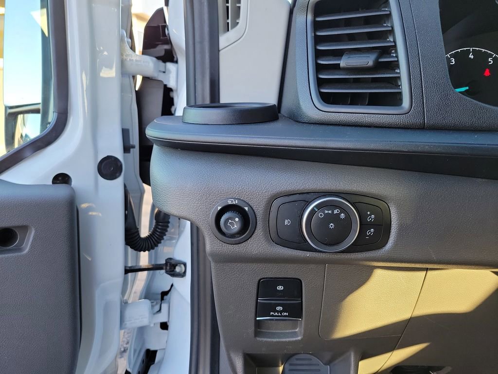 Certified 2024 Ford Transit 350 XLT image 21