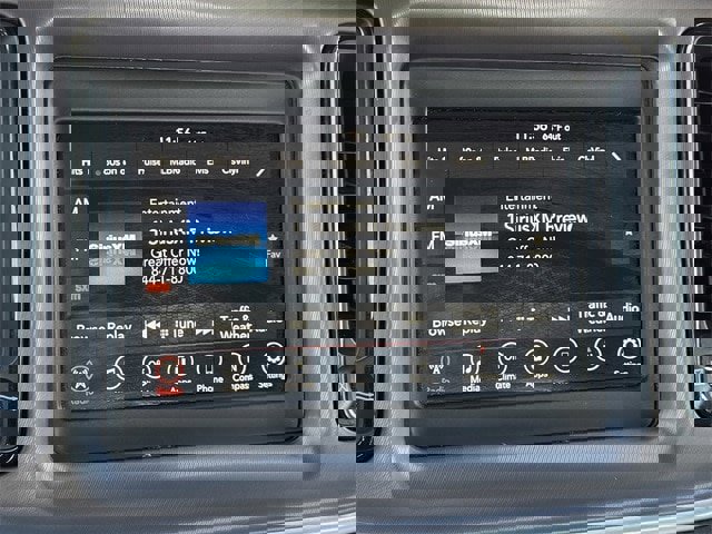 Used 2022 Dodge Challenger GT image 14