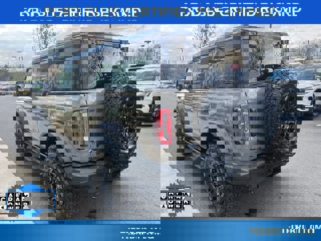 Certified 2025 Ford Bronco Badlands image 3