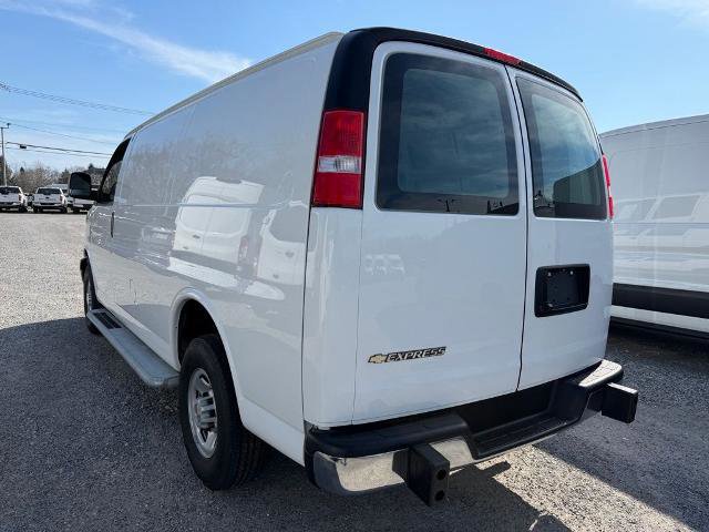 Used 2024 Chevrolet Express 2500 w/ Driver Convenience Package image 2