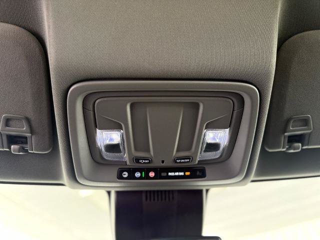 Used 2025 Chevrolet Silverado 1500 LT RWD image 14