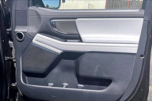 Certified 2025 Ford Expedition Platinum AWD/4WD image 20