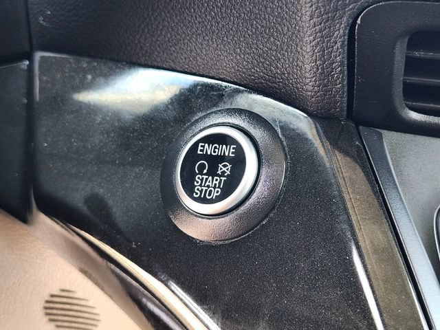 Certified 2017 Ford C-MAX Titanium w/ Equipment Group 301A FWD image 24