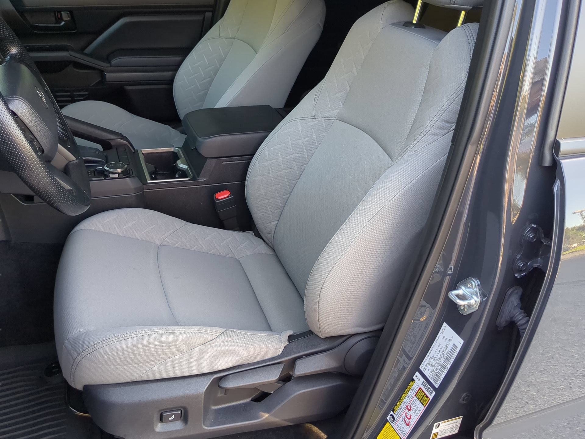 Used 2025 Toyota Tacoma SR5 AWD/4WD image 57