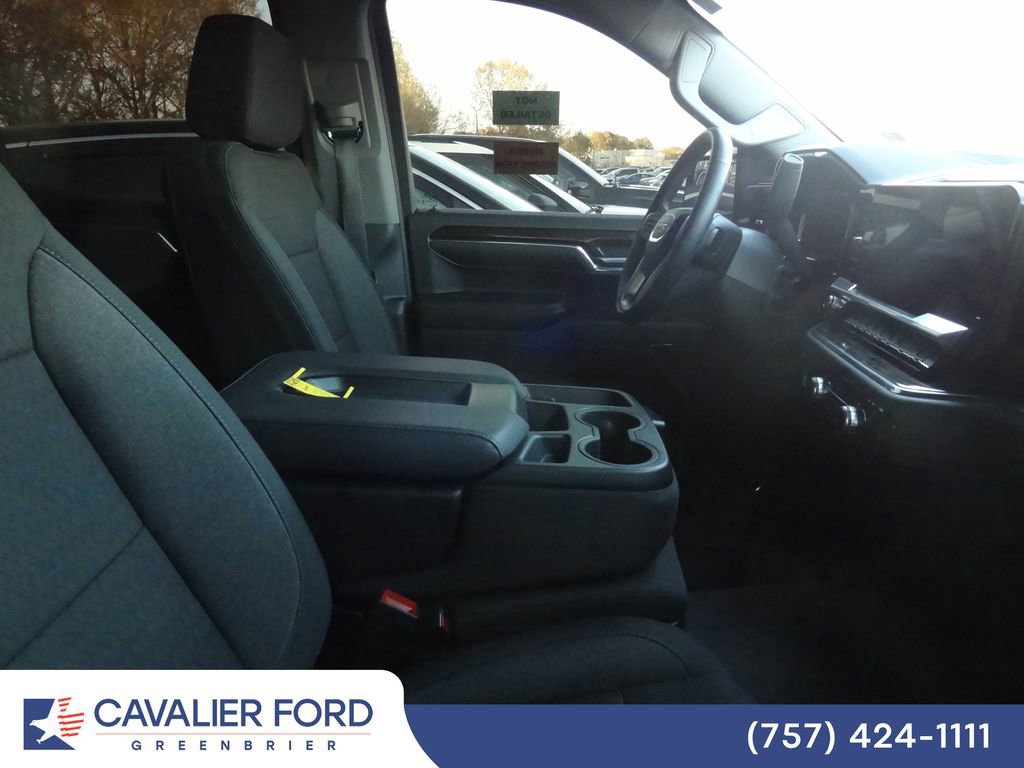 Used 2024 GMC Sierra 1500 Elevation w/ LPO, Elevation Black Package image 8