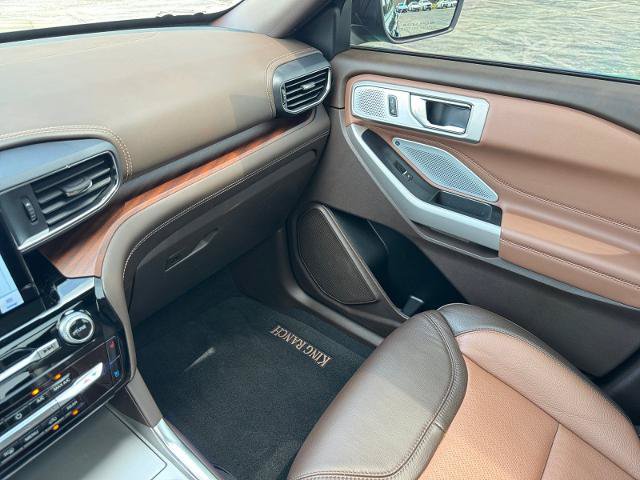 Certified 2024 Ford Explorer King Ranch w/ Technology Package AWD/4WD image 35