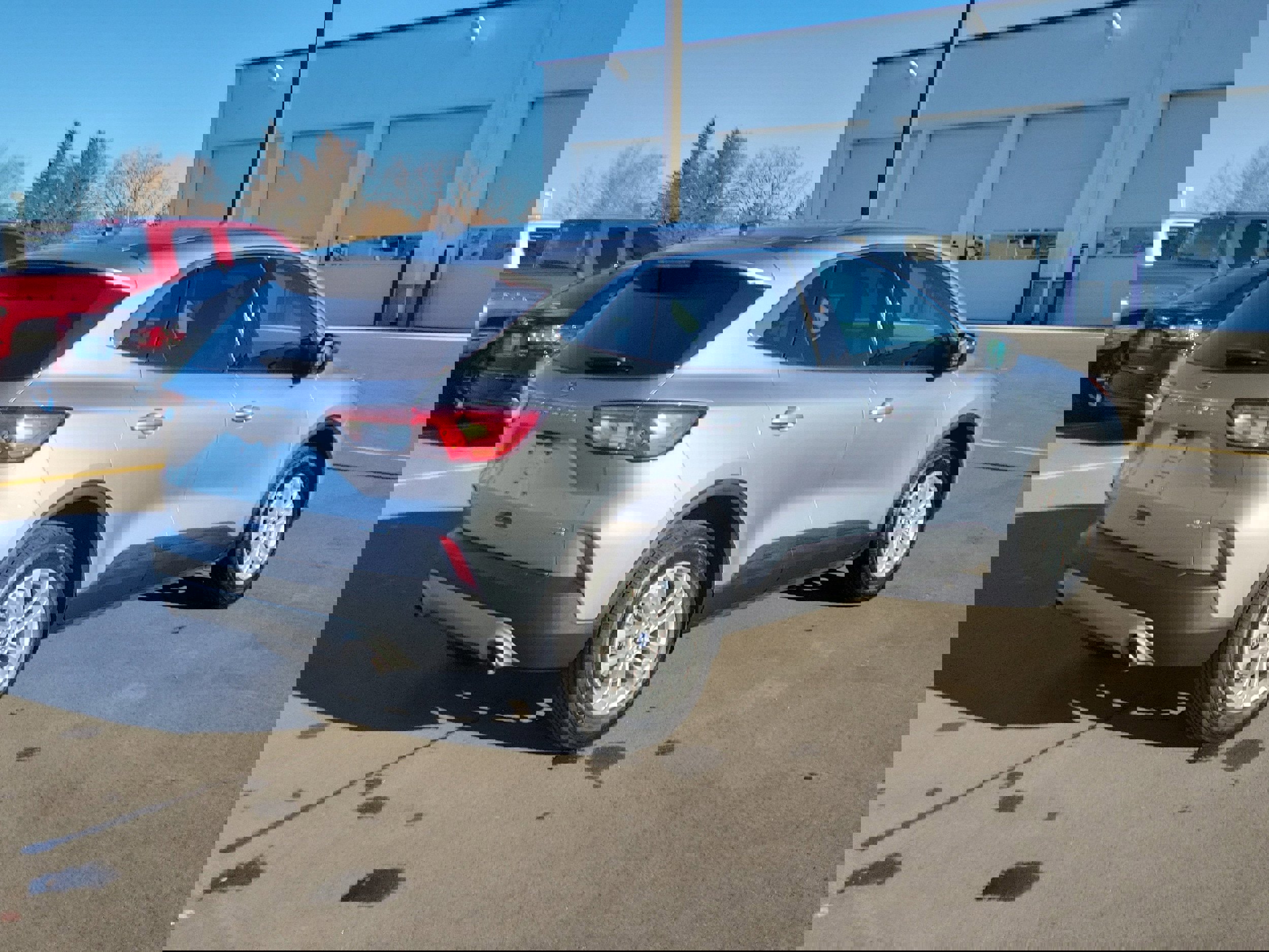 Certified 2022 Ford Escape SE w/ Convenience Package image 3