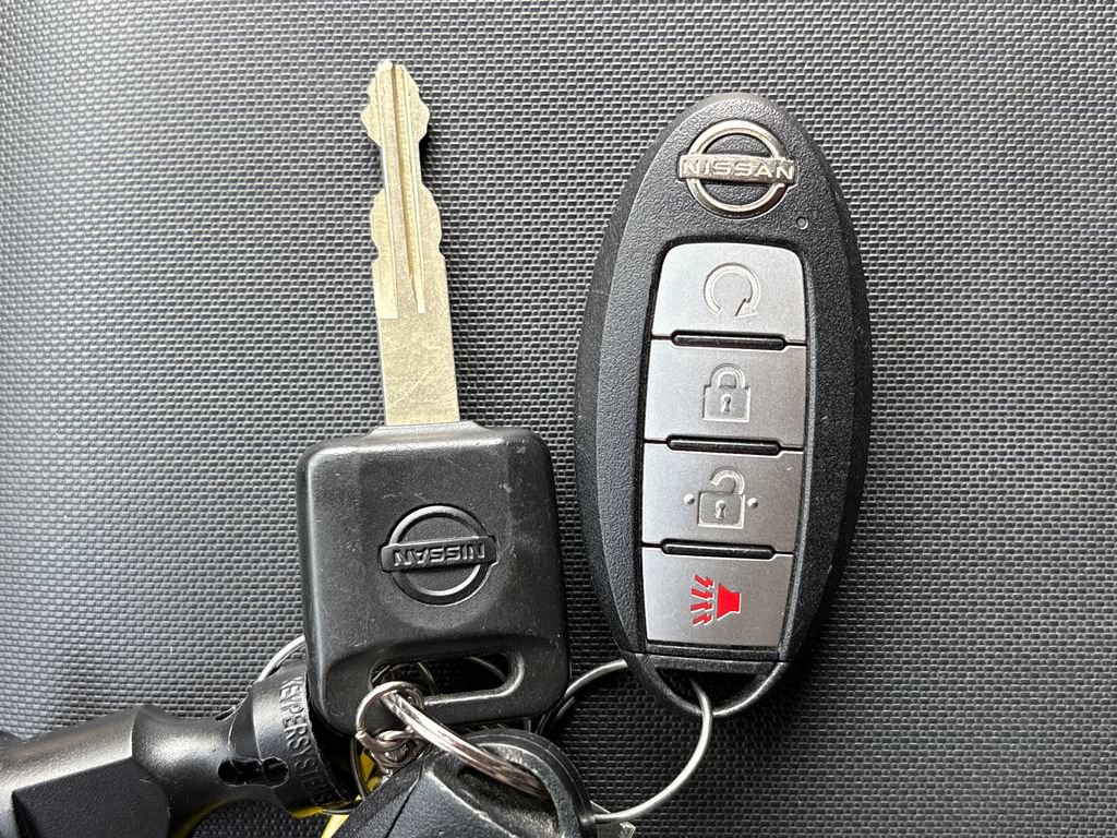 Used 2023 Nissan Frontier SV w/ SV Convenience Package RWD image 33