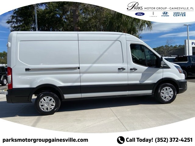 Certified 2022 Ford E-Transit Base image 3