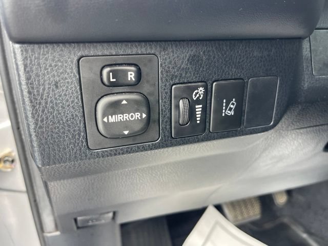 Used 2018 Toyota RAV4 XLE FWD image 14