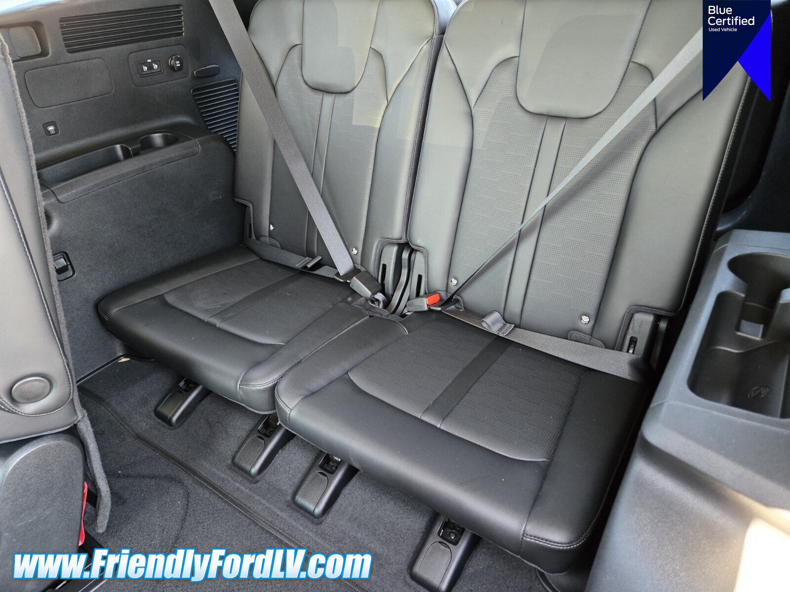 Used 2024 Kia Sorento EX w/ Panoramic Sunroof Package FWD image 13