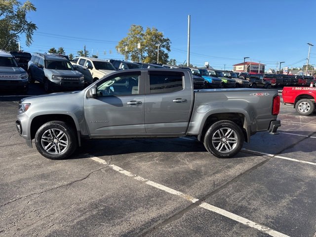 Used 2022 Chevrolet Colorado W/T w/ Custom Special Edition image 2